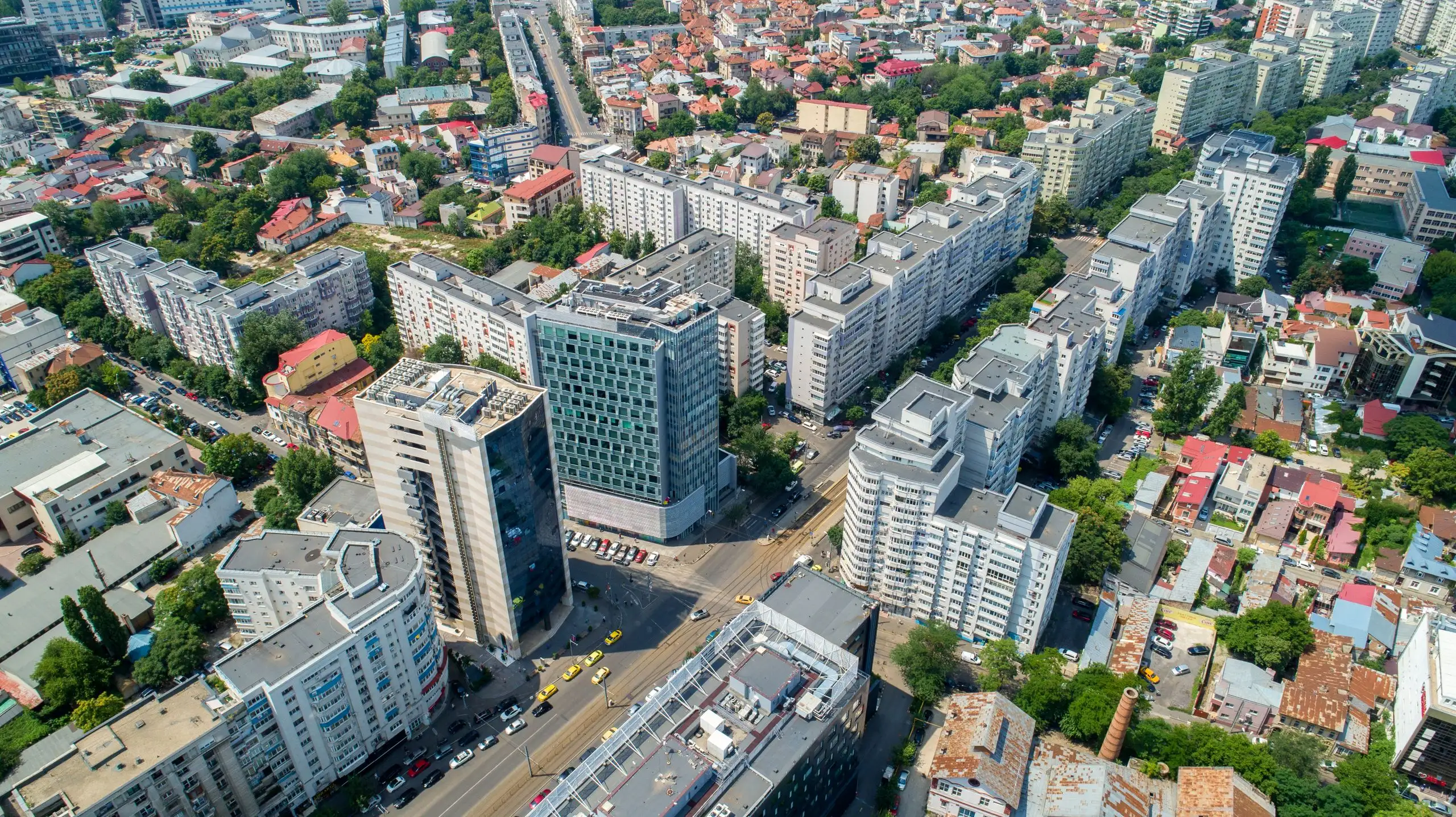 Blocuri de locuințe din București, văzute de sus